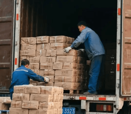 How Do I Ship a Large Shipment from China to the USA?